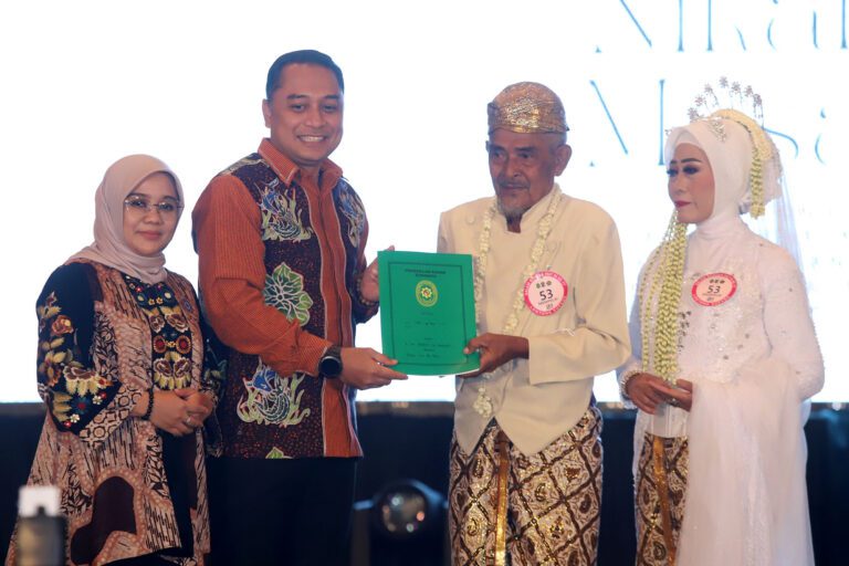 285 Pasangan di Surabaya Ikuti Isbat Nikah Massal, Enam Pasangan Baru Saksi Nikahnya Walikota Surabaya hingga Forkopimda