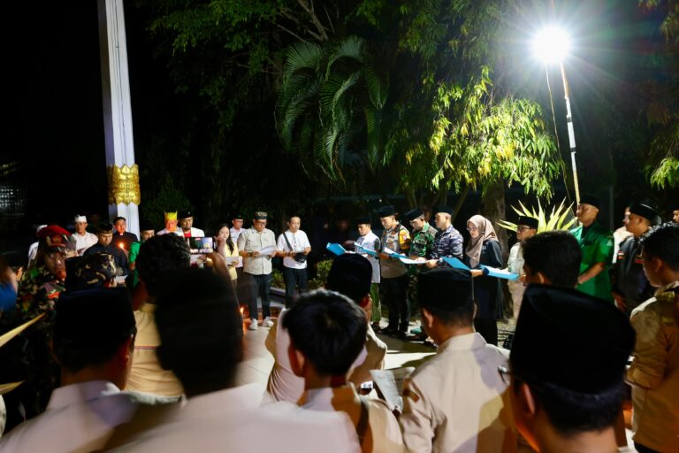 Pemuda Banyuwangi Lintas Agama Gelar Doa Bersama untuk Kedamaian Negeri