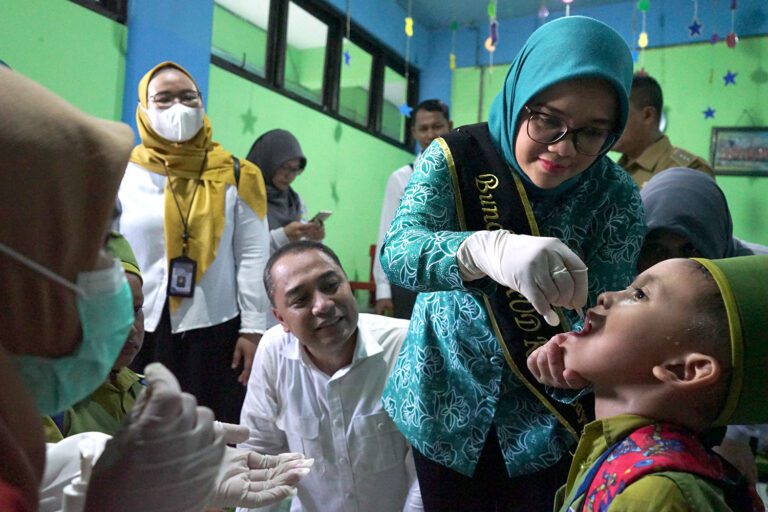 Cegah KLB Campak, Pemkot Surabaya Fokus Kejar Imunisasi Anak dan Lakukan Pencegahan