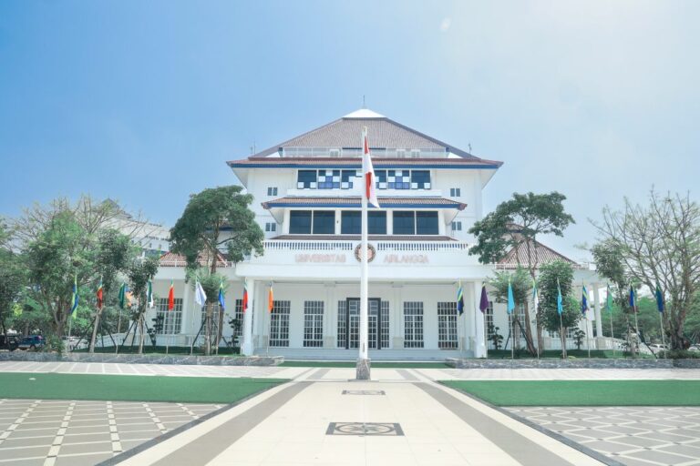 UNAIR Dorong Civitas Academica Tuangkan Aspirasi secara Damai