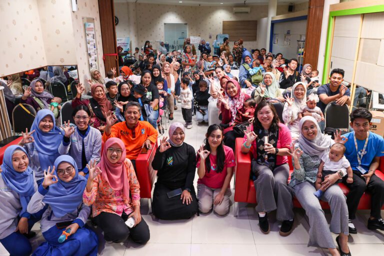 Wujudkan Kota Bebas Sampah Popok, Pemkot Surabaya Bersama Bumbi Aktif Edukasi Manfaat Penggunaan Popok Kain