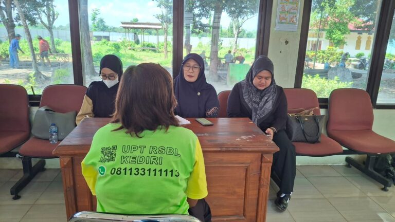 UPT RSBL Kediri Dampingi Penerima Manfaat dalam Sesi Konseling Psikologis