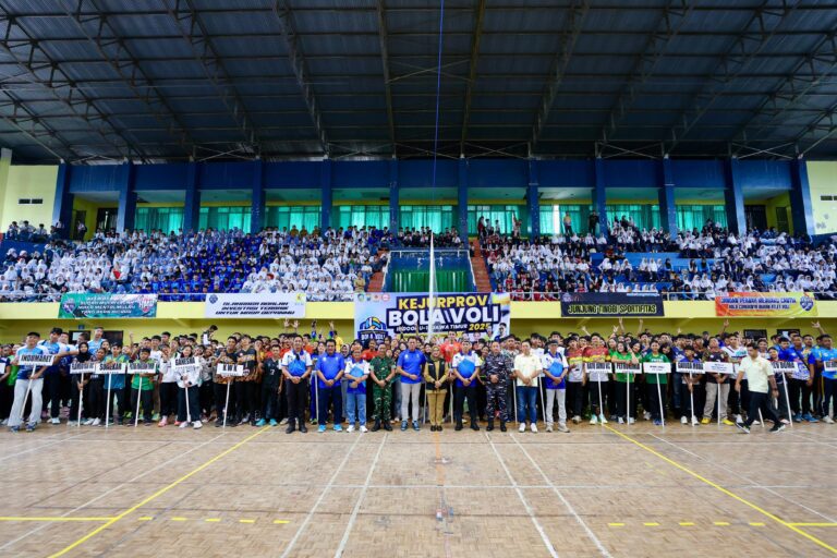 Diikuti 38 Tim se-Jatim, Bupati Ipuk Buka Kejurprov Voli U-19 di Banyuwangi 