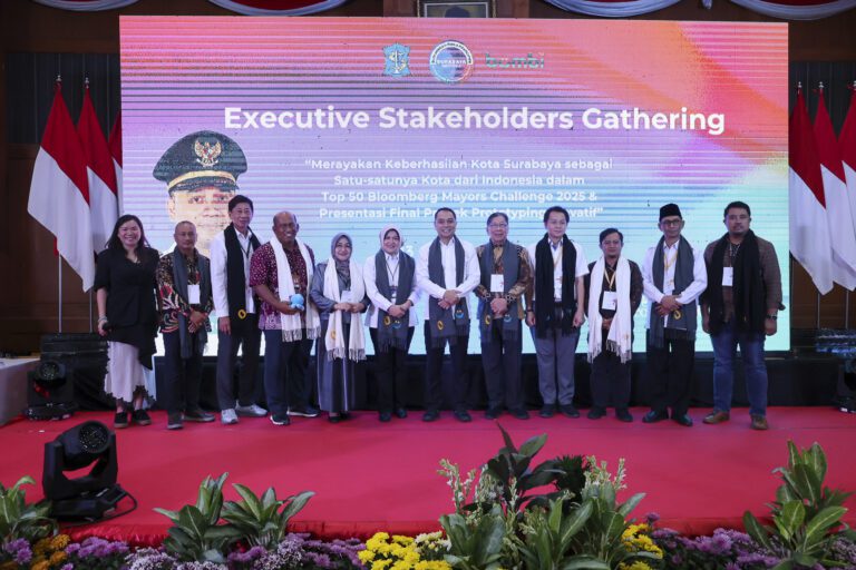 Fokus Atasi Limbah Popok, Inovasi Surabaya Raih Pengakuan Global Bloomberg Mayor Challenge