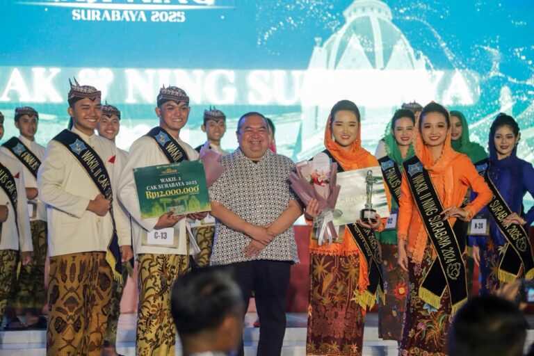 Mahasiswi UNAIR Raih Gelar Ning Wakil II Surabaya 2025