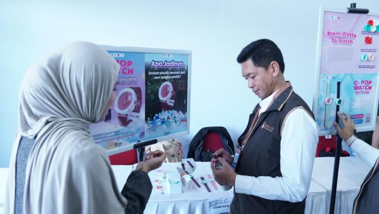 C-Pop Watch, Inovasi Jam Tangan Daur Ulang Karya Mahasiswa ITS
