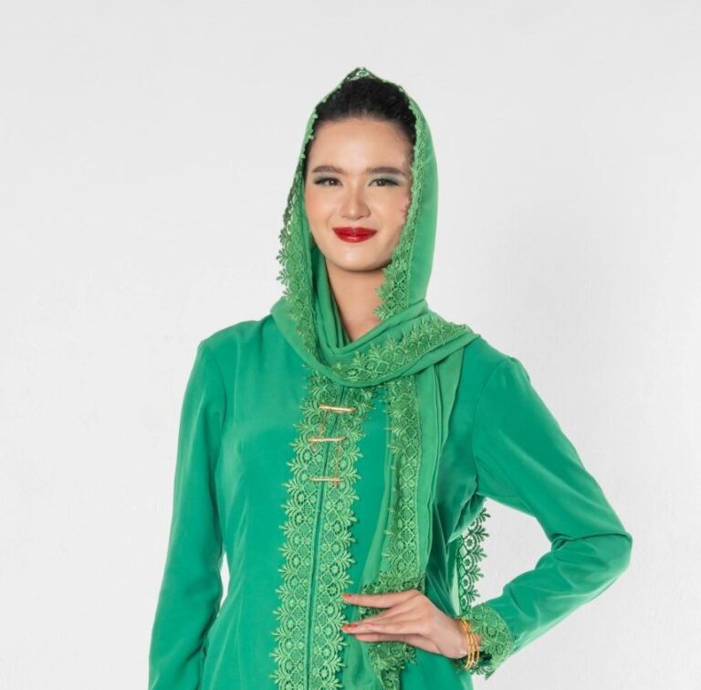 Mahasiswa FPK UNAIR Juarai Ajang Cak dan Ning Surabaya 2025