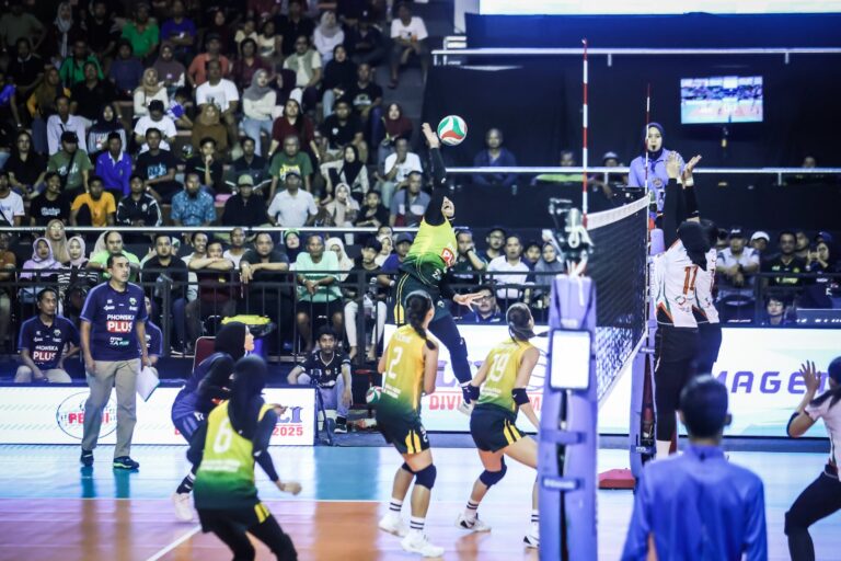 Final Four Livoli Divisi Utama 2025, Petrokimia Pastikan Satu Tempat di Grand Final, Usai Hempaskan Bank Jatim