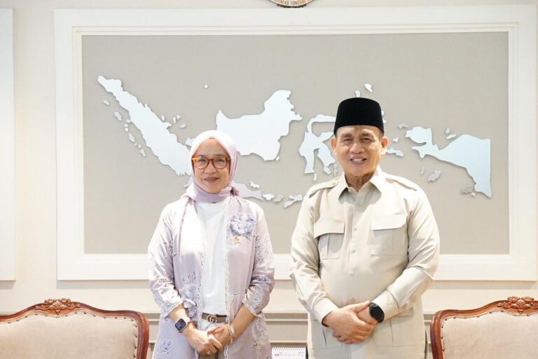 Temui Menpan, Wamenag Optimistis Hari Santri Ada Kado Izin Prakarsa Ditjen Pesantren