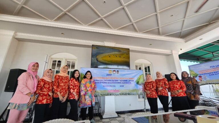 DWP UPT PPD Surabaya Selatan Bapenda Provinsi Jawa Timur bersama UPN “Veteran” Jawa Timur Gelar Kegiatan “Pengentasan Stunting Menjadi Sehat” di Desa Nelayan Madura