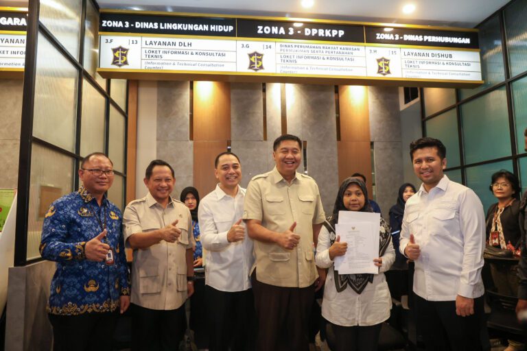 Menteri PKP Apresiasi Wali Kota Eri Cahyadi, Pelayanan PBG di MPP Siola Tercepat di Indonesia