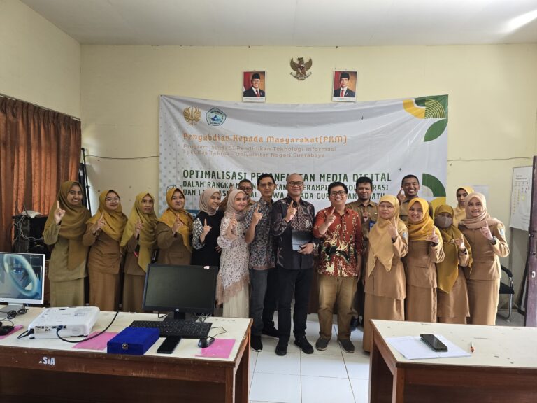 UNESA Tingkatkan Literasi Digital Guru SMAN 3 Batu melalui Pelatihan Media Digital