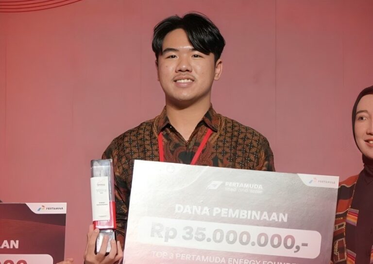 Gagas Digitalisasi Sistem Rantai Pasok Rumput Laut, Mahasiswa UNAIR Raih Juara 3 Business Plan Nasional