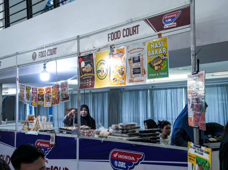 Pemkot Surabaya dan DBL Indonesia Hadirkan UMKM di DBL Arena