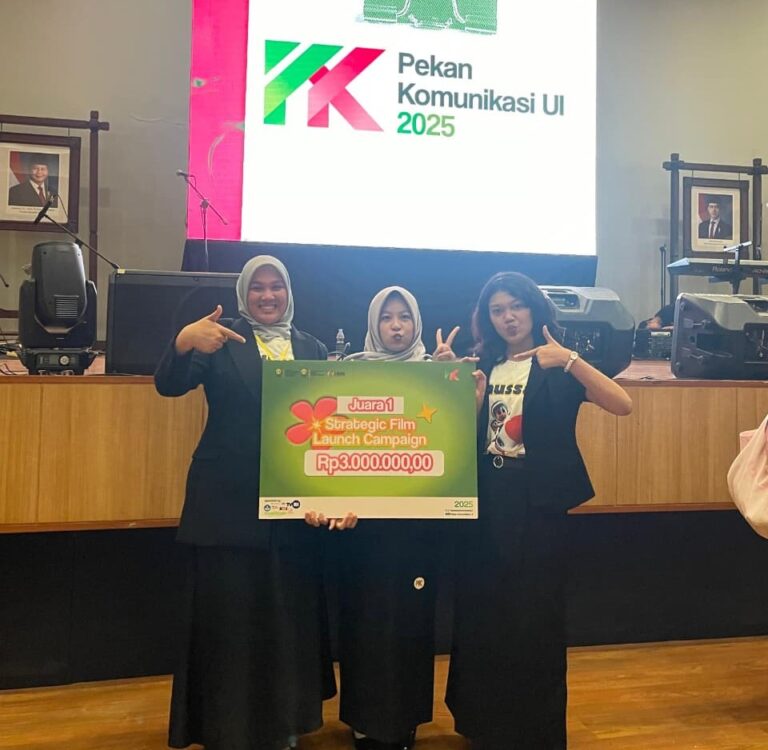 Mahasiswa Ilmu Komunikasi UNAIR Sabet Juara 1 Nasional Pekan Komunikasi UI