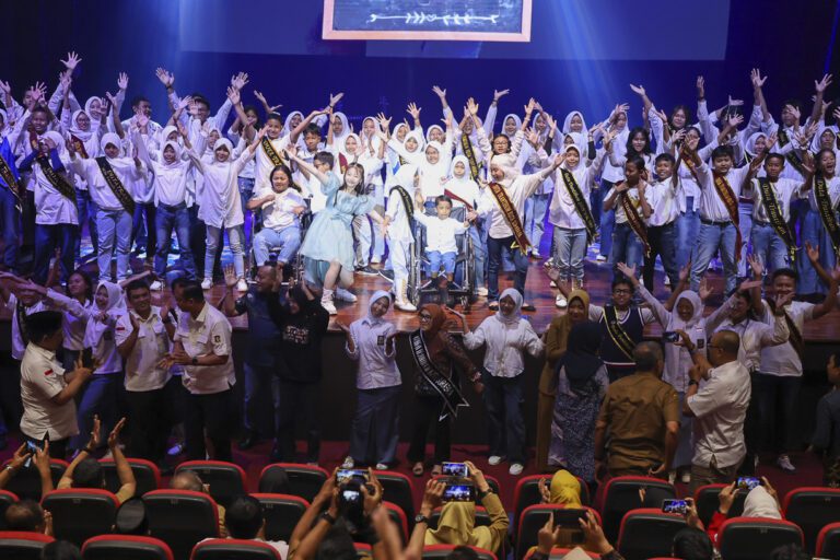 Gelar Awarding Duta Trantibum 2025, Satpol PP Lahirkan Agen Perubahan dari PAUD hingga SMA/SMK