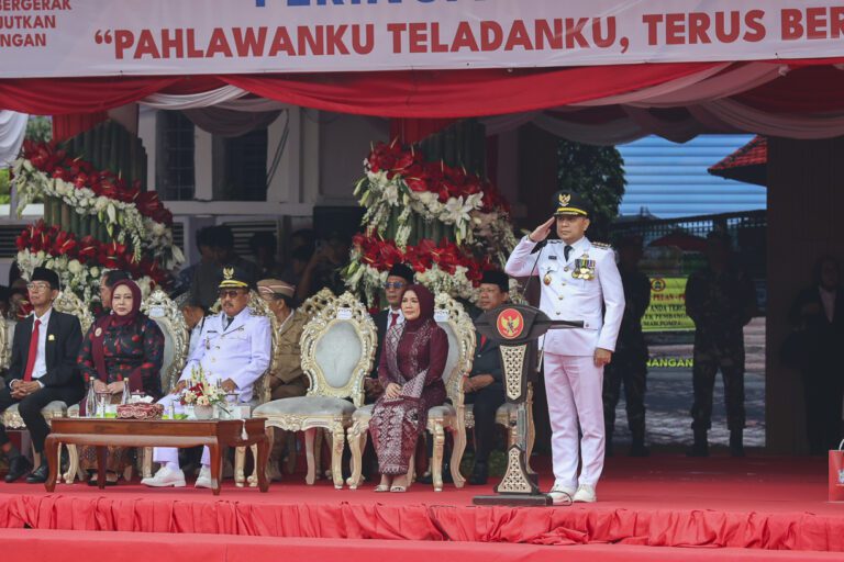 Stop Jadi Penonton! Wali Kota Eri: Darah Pahlawan Mengalir, Saatnya Pemuda Surabaya Bangun Kota dengan Kebijaksanaan