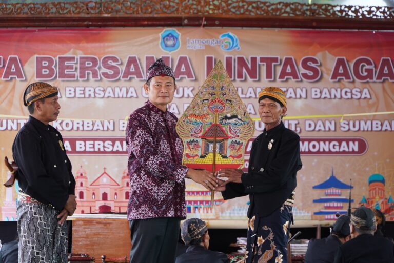 Tandai Akhir Tahun Dengan Doa Bersama Lintas Agama Hingga Ruwatan 