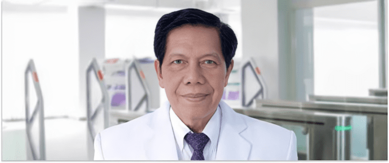 Guru Besar UNAIR Patenkan Inovasi Pelat Dada Modifikasi untuk Pengobatan Pasien Dada Cekung