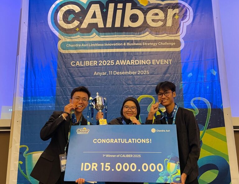 Usung Integrasi Energi Bangunan Hijau, Tim ITS Juarai CAliber 2025