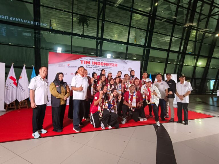 Timnas Voli Putri Tiba di Tanah Air Usai Raih Perunggu SEA Games 2025