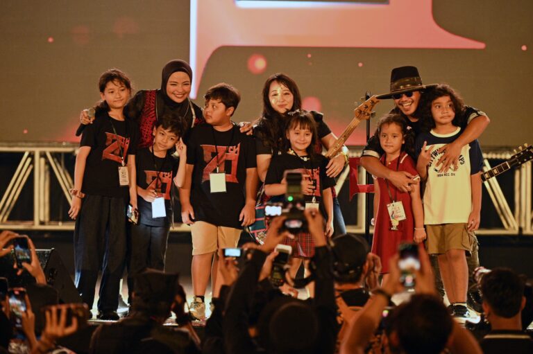 Kotak Ajak Keluarganya Eksplor Banyuwangi