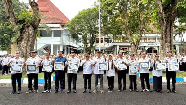 Pemkab Bojonegoro Gelar Apel, Moment Refleksi dan Evaluasi ASN