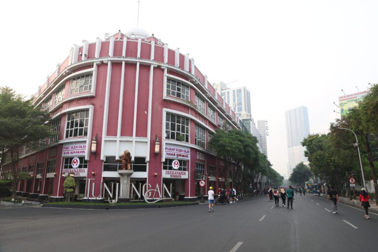 Investasi Kian Mudah di Surabaya: Studi Lengkap Disiapkan, Investor Tinggal Pilih