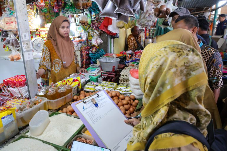 Stok Pangan Surabaya Aman hingga Delapan Bulan, Pemkot Imbau Warga Bijak Berbelanja