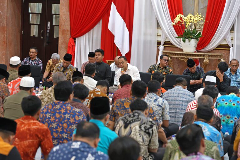 Pemkot Surabaya Gelar Istigasah Bersama untuk Keselamatan Warga Terdampak Bencana di Sumatera