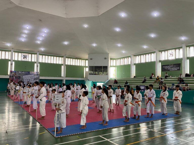 Kejuaraan Shorinji Kempo Piala KONI Surabaya 2025 Resmi Dibuka Oleh Ketua Umum KONI Surabaya