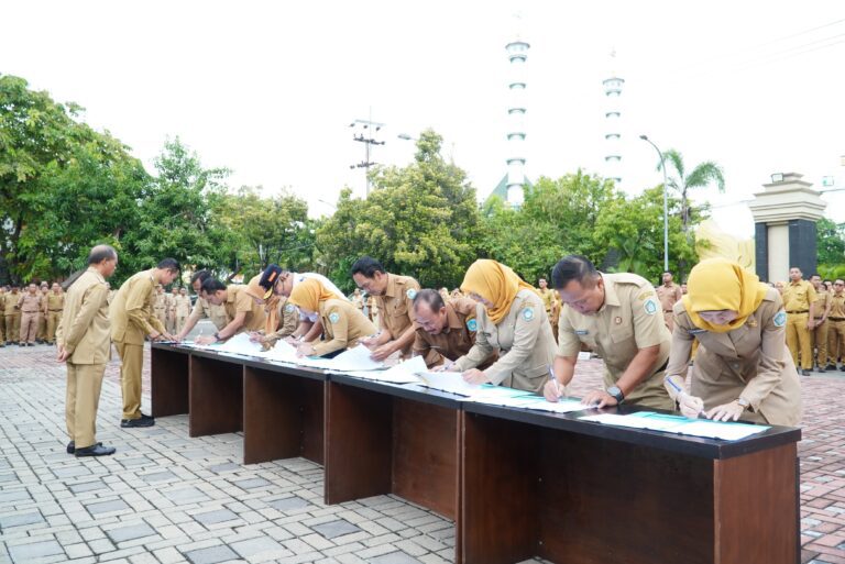 Pemkab Lamongan Laksanakan Penandatanganan Perjanjian KinerjaTahun 2026