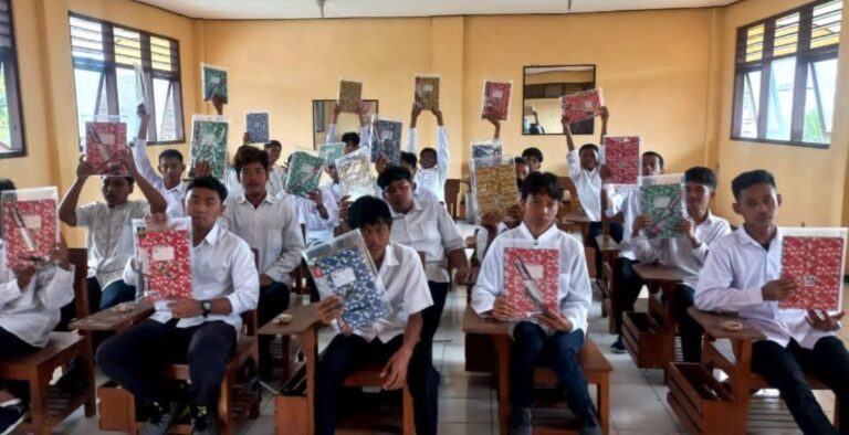 Hari Perdana Pelatihan Menjahit UPT PSBR Blitar, PM Angkatan 2026 Dibekali Keterampilan dan ATK