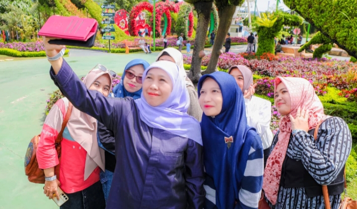 Pergerakan Wisatawan Tembus 19,8 Juta pada Libur Tahun Baru 2026, Gubernur Khofifah Optimistis Jatim Tetap Jadi Magnet Wisata Nasional