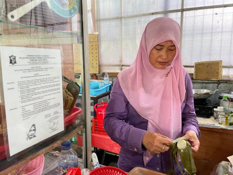 Wujudkan UMKM Naik Kelas, Pemkot Surabaya Fasilitasi Legalitas Gratis bagi Ribuan Pedagang