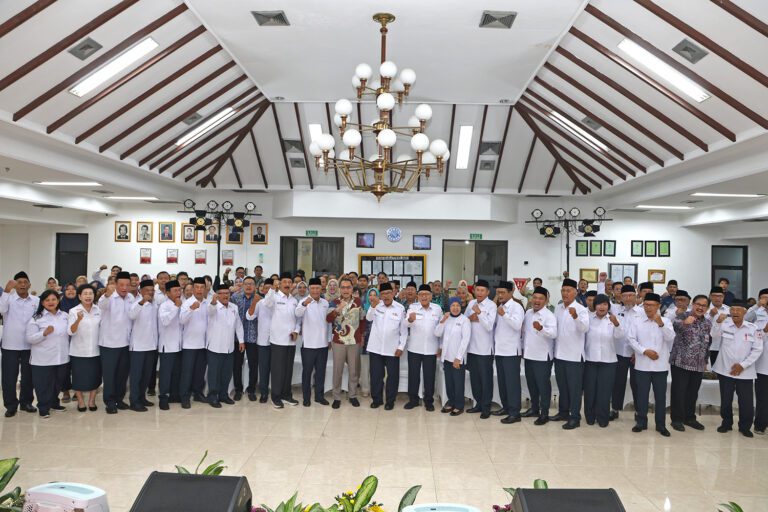 Pelantikan Pengurus PMI Surabaya 2026–2031, Wali Kota Eri Cahyadi Dorong Sinergi dengan Kampung Pancasila