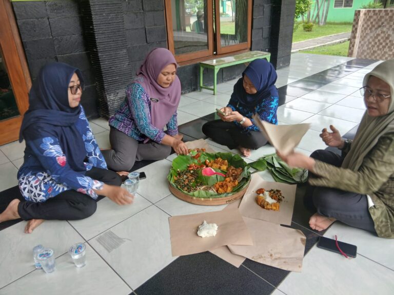 Guyub Rukun, Pegawai UPT RSBRW Pasuruan Peringati Jumat Legi