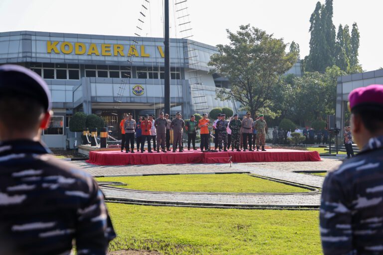 Surabaya Siaga Bencana: Wali Kota Eri Cahyadi Pastikan Kesiapan Sarpras hingga Mitigasi Jalur Sesar