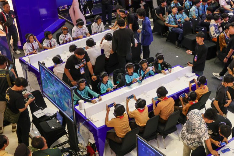 Dukung Esport Sehat, Pemkot Surabaya Gandeng Moonton Gelar Grand Tournament MLBB Goes To School 2026