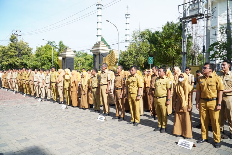 Momentum Ramadhan menjadi sarana untuk meningkatkan etos kerja dan semangat pengabdian kepada masyarakat.