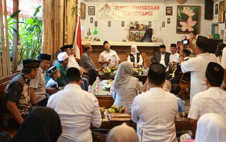 Hadiri Buka Bersama Lintas Elemen, Bupati Ipuk Panen Apresiasi