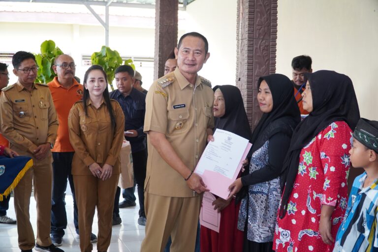 Bakti Sosial Peringatan HPN 2026 dan HUT Ke- 80 PWI di Lamongan