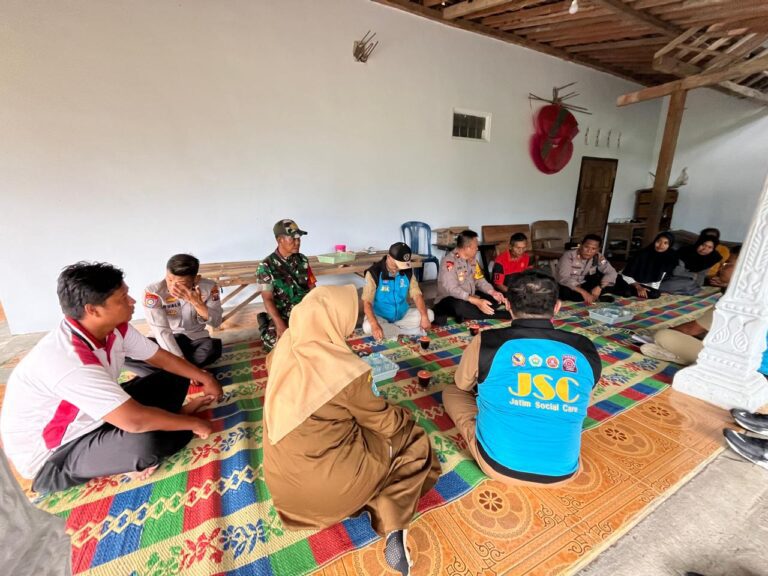 JSC Dinsos Jatim Lakukan Kunjungan Rumah Tangani Kasus Pasung 17 Tahun di Ponorogo