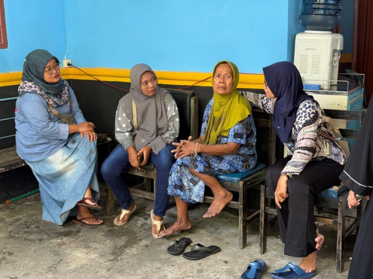 UPT PSTW Jombang Terima Kunjungan Bakti Sosial Alumni SMPN 1 Peterongan