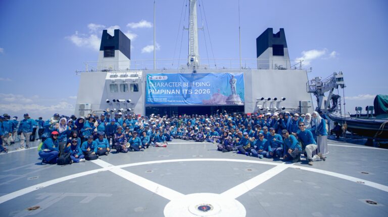 Perkuat Karakter Pimpinan, ITS Gelar Character Building di Atas Kapal Perang
