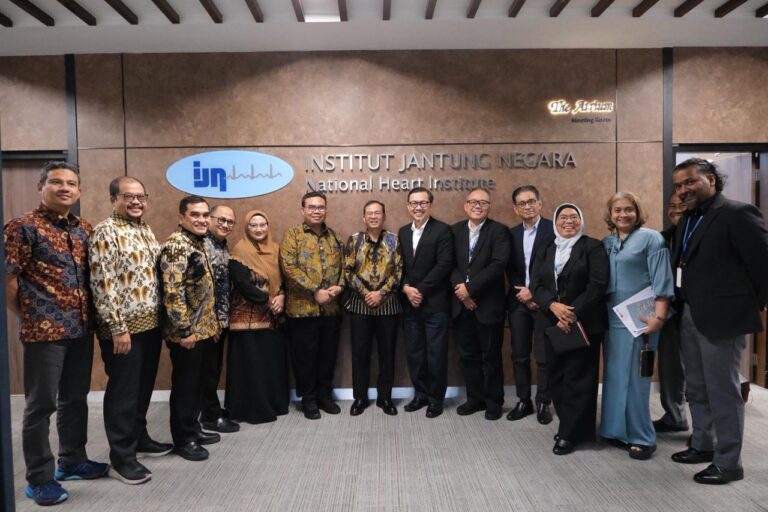 UNAIR Perkuat Kerja Sama Internasional dengan IJN Hospital dan IJN University College Malaysia