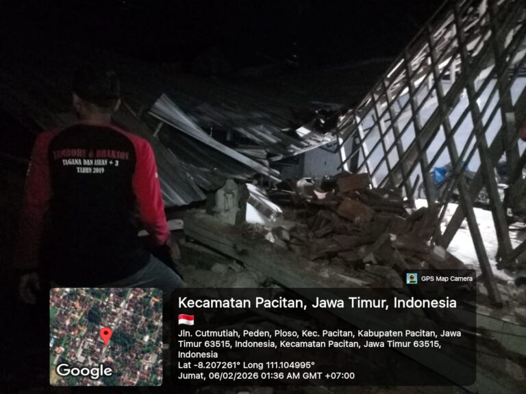 Gempa Berkekuatan 6,4 magnitudo Guncang Pacitan, Rumah Warga Ambruk