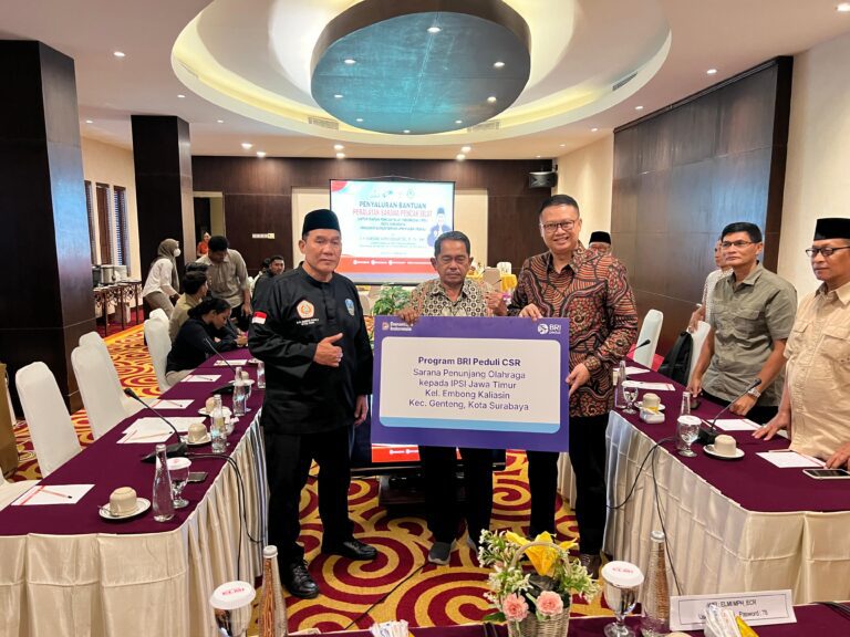 BHS Berkolaborasi Dengan BRI Menyalurkan Bantuan Peralatan Latihan  Lengkap Ke IPSI Jatim