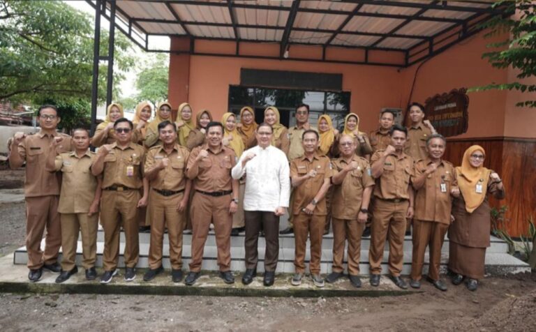 Kadindik Jatim Tinjau Langsung Sarpras Pendidikan di Mojokerto, Pastikan Layanan Prima