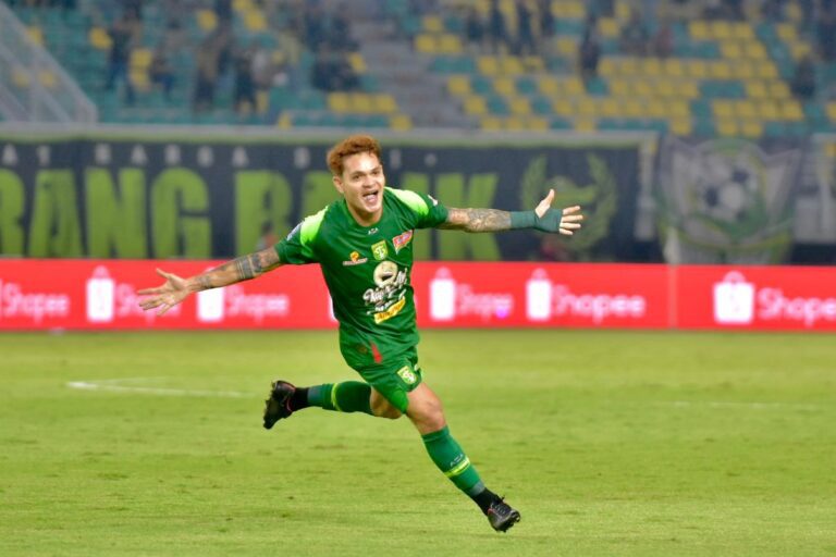 Gol Semata Wayang Gali Freitas Bawa Persebaya Menang Tipis Atas PSM